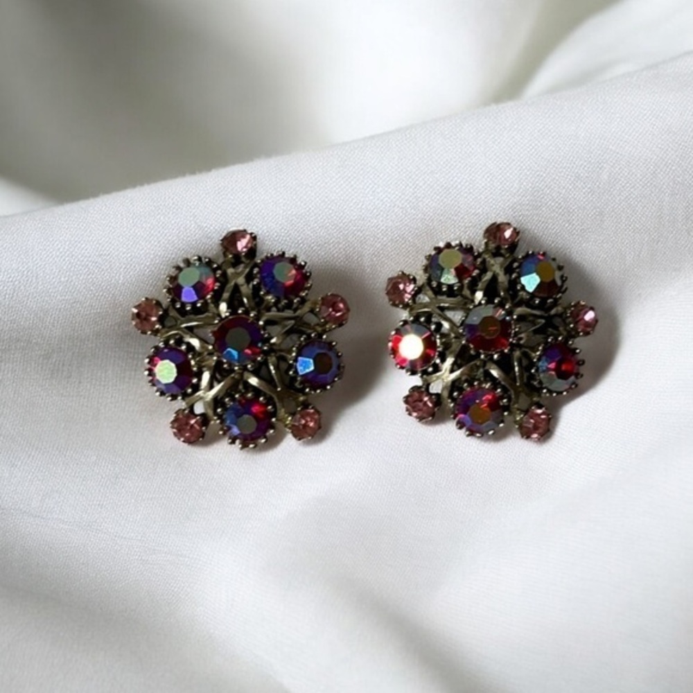 Vintage AB clip on earrings signed pat. Pending